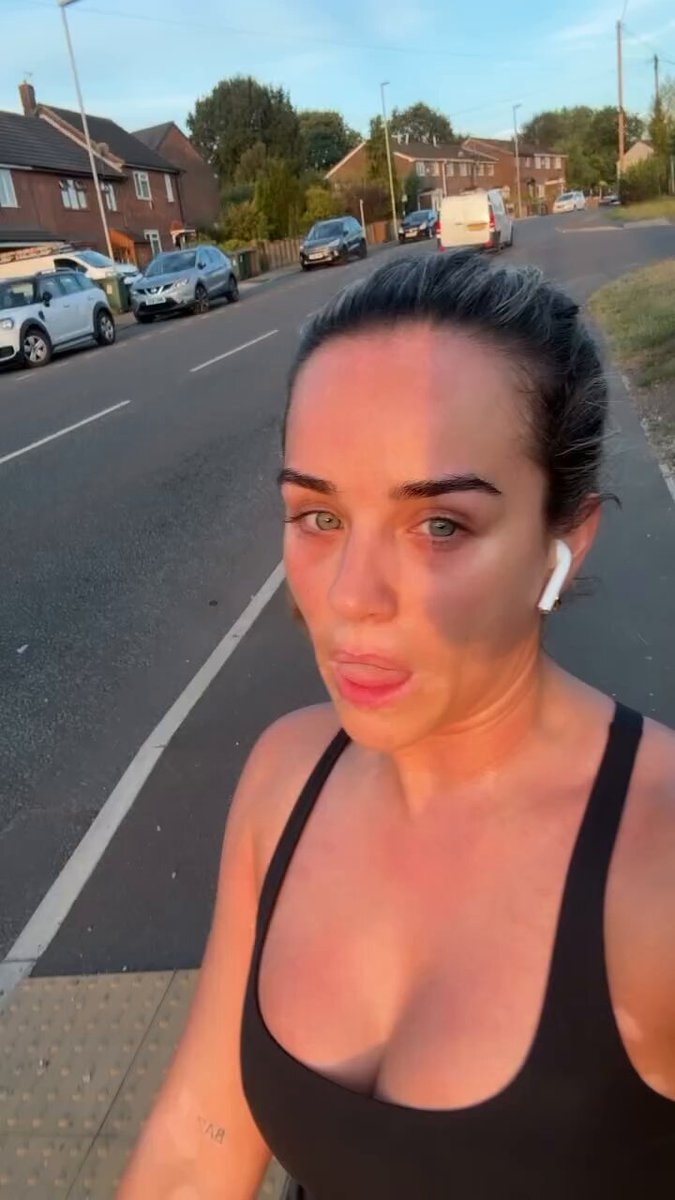 Georgia May Foote golden hour run Georgia May Foote golden hour run