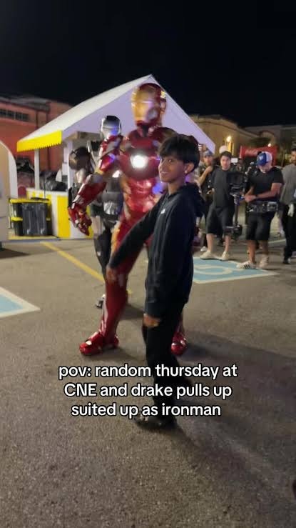 Drake FOMO 2026 champagnepapi (photo 2 of 2)