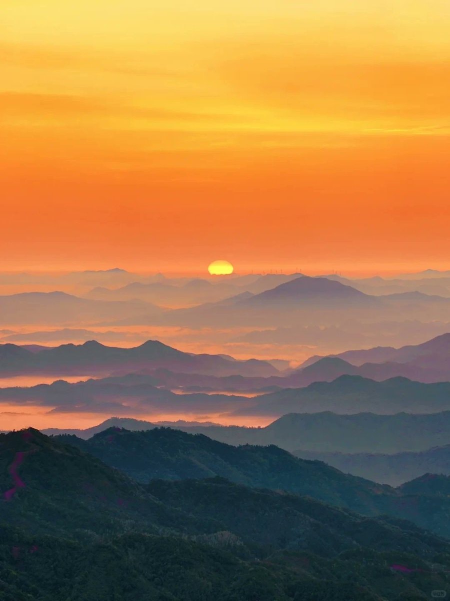 Jiangxi daybreak over the lakes (photo 4 of 4)
