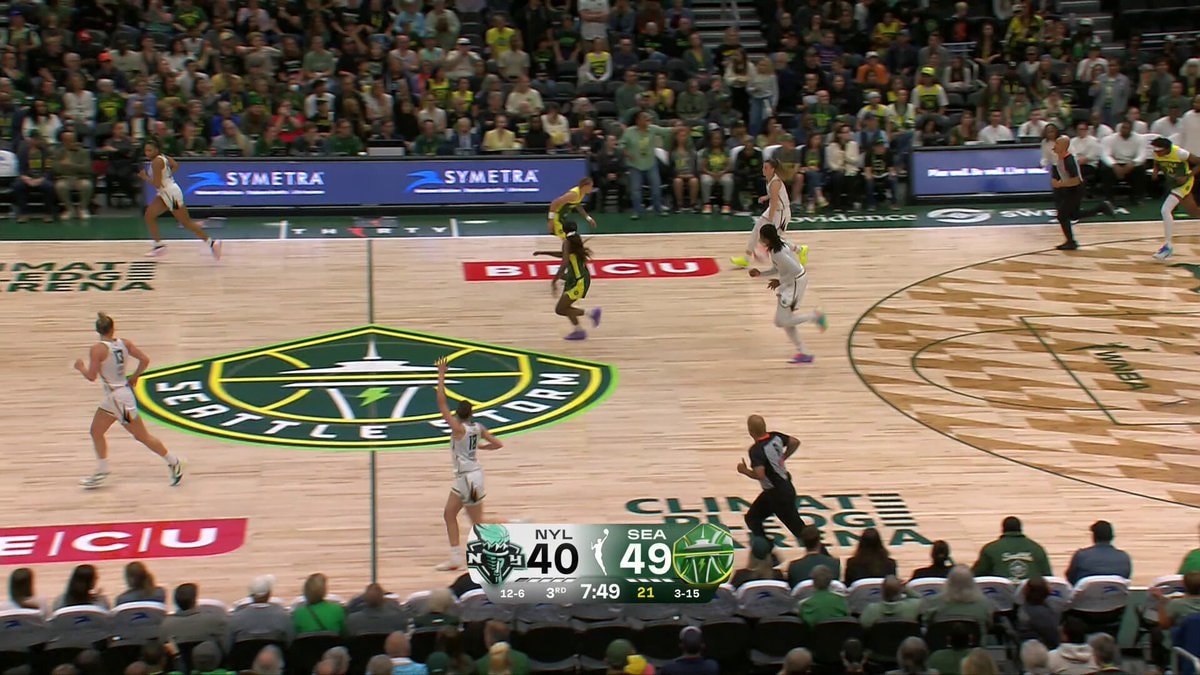 Jonquel Jones circus shot foul WNBA