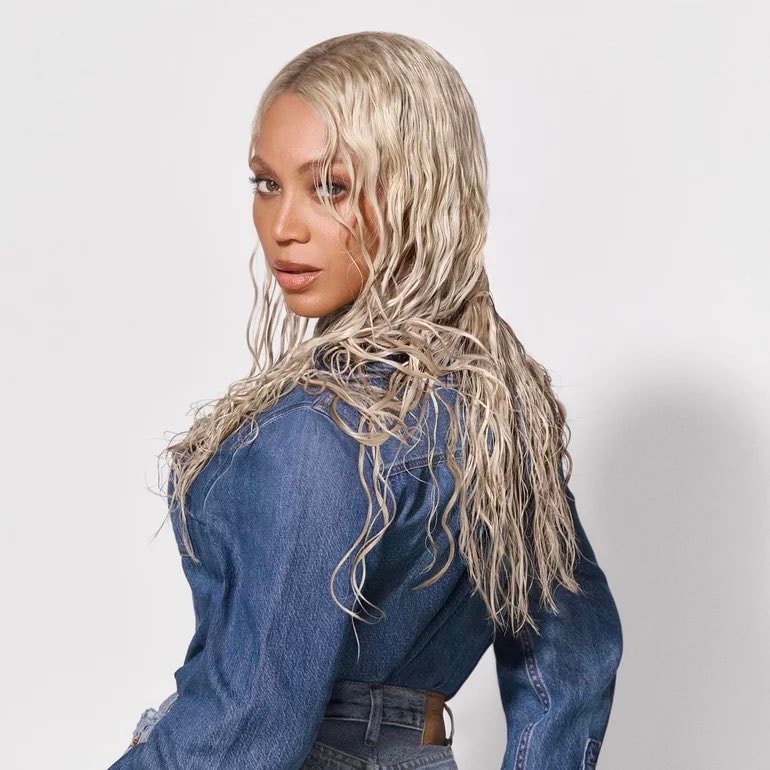 Beyoncé Women in Music Mount Rushmore (photo 2 of 2)