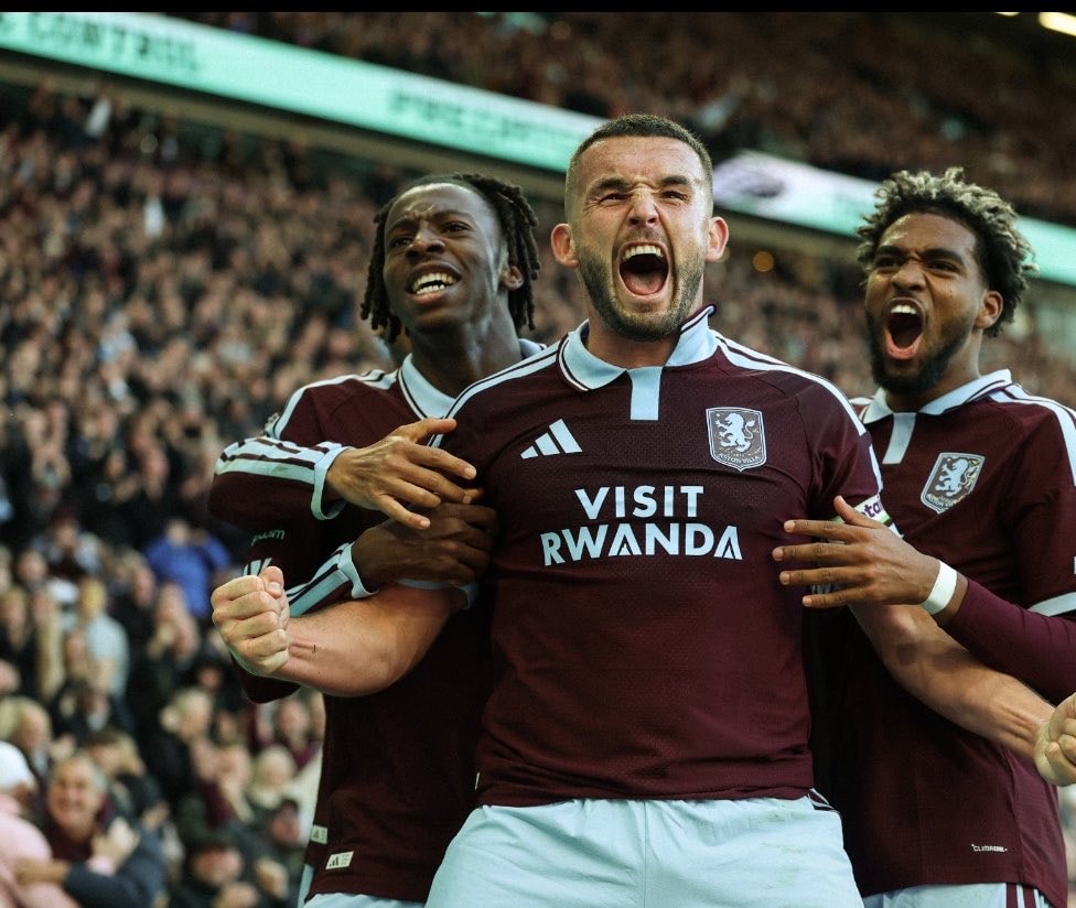 soccer players goal celebration confusion