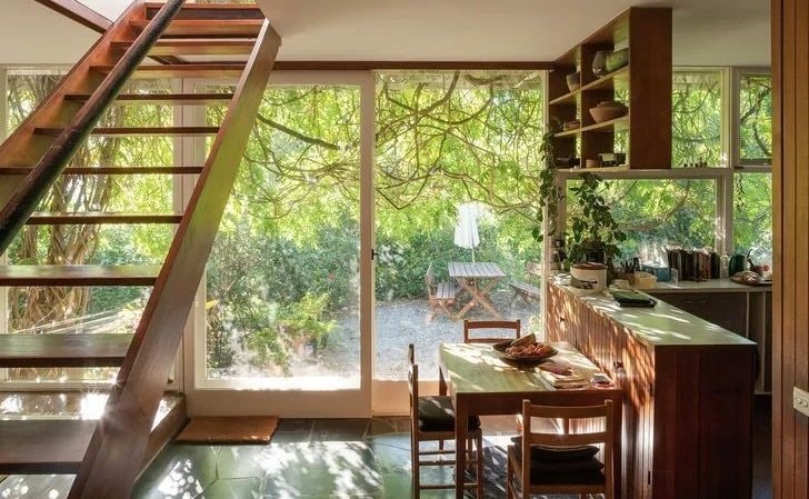 Modern open plan kitchen living area (photo 3 of 4)
