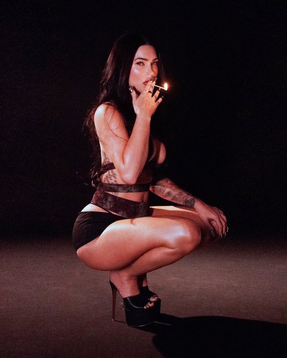 Megan Fox match photos