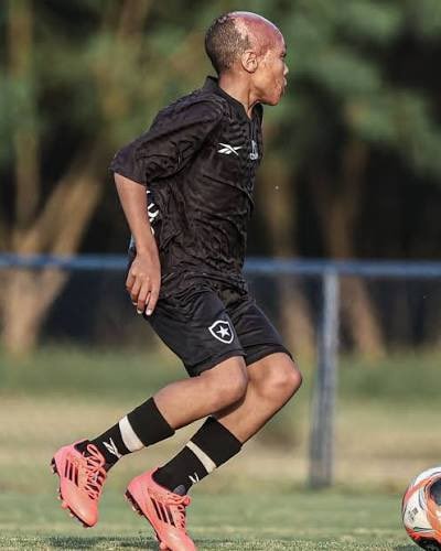 Bernardo Lopes Botafogo academy (photo 2 of 2)