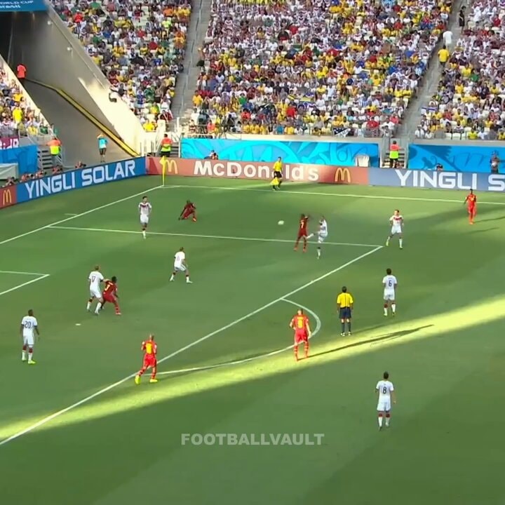 Miroslav Klose equals Ronaldo's World Cup goal record