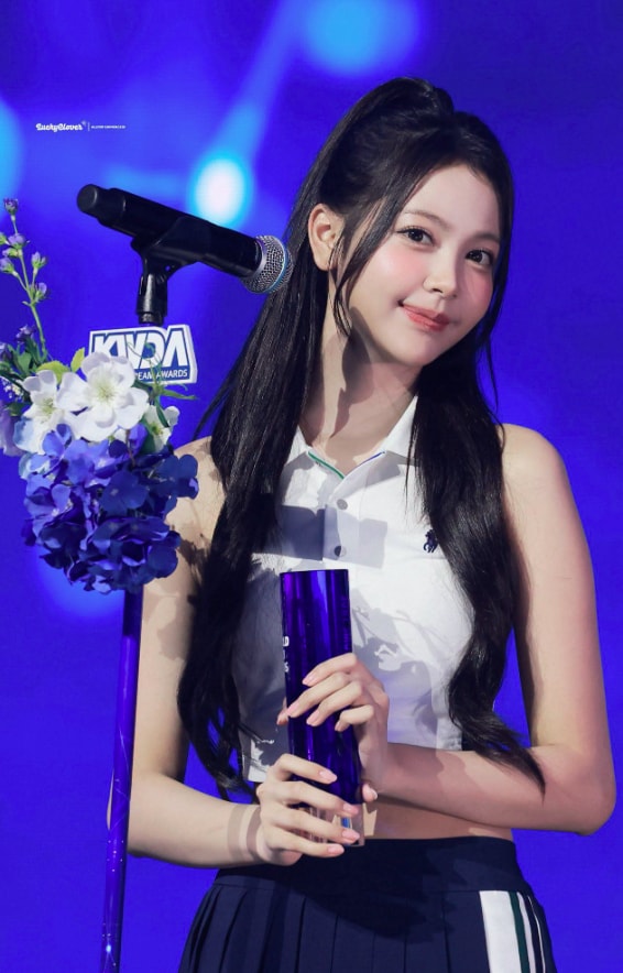 Carmen Hearts2Hearts K-World Dream Awards