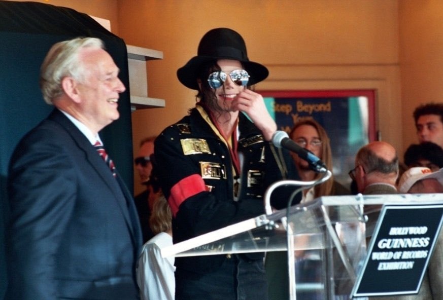 Michael Jackson Award Plaque (photo 4 of 4)