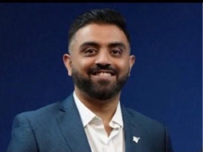Smit Machchhar flydubai pilot