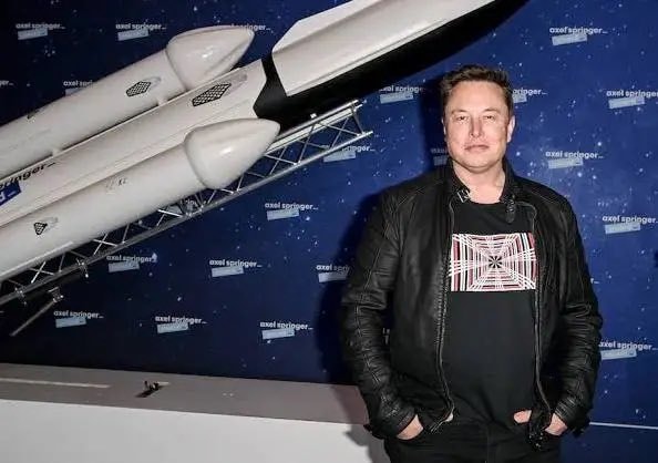 Elon Musk SpaceX equity pledge
