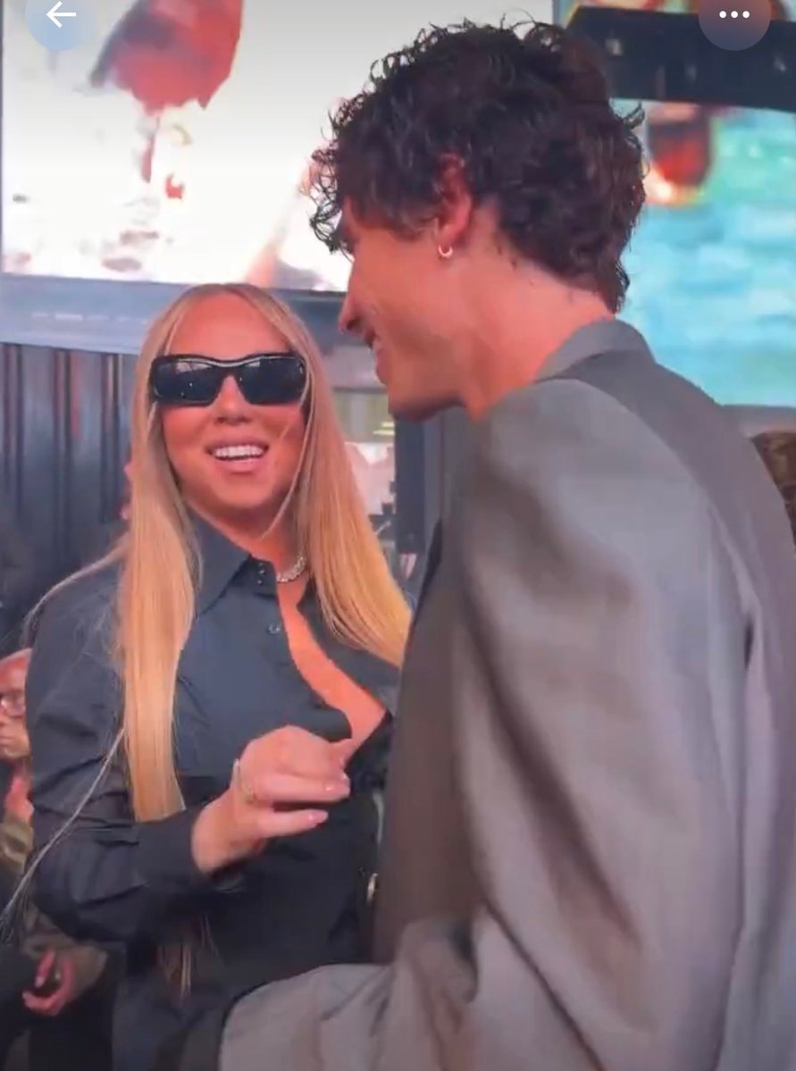 Mariah Carey Shawn Mendes GucciCore Show (photo 2 of 2)