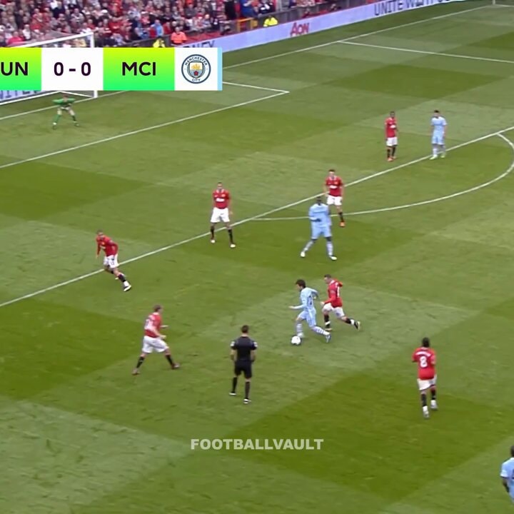 Manchester City vs Manchester United 2011