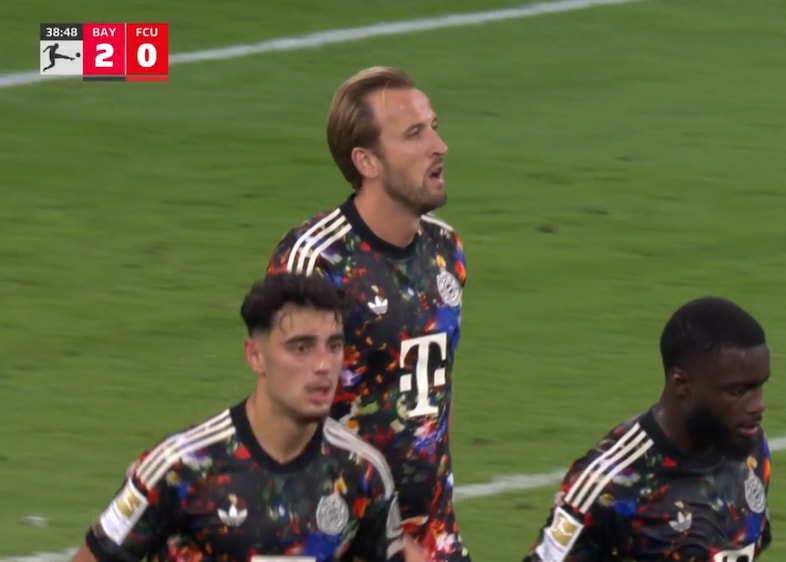 Harry Kane scores for Bayern Munich