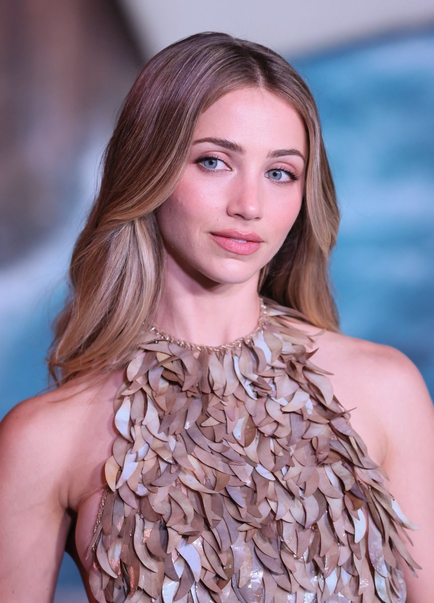 Emily Rudd ONE PIECE fan event (photo 3 of 4)