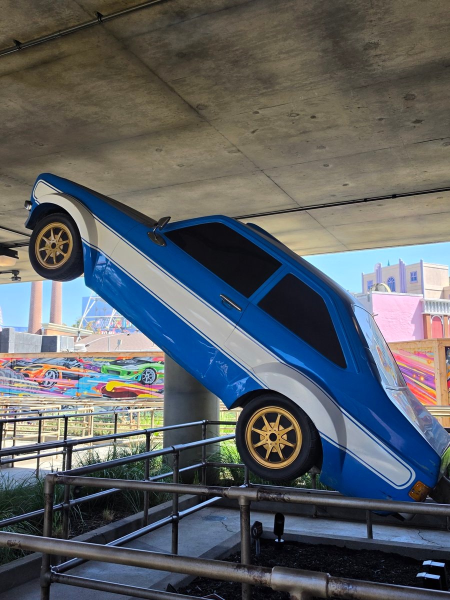 FAST & FURIOUS: HOLLYWOOD DRIFT queue (photo 2 of 4)