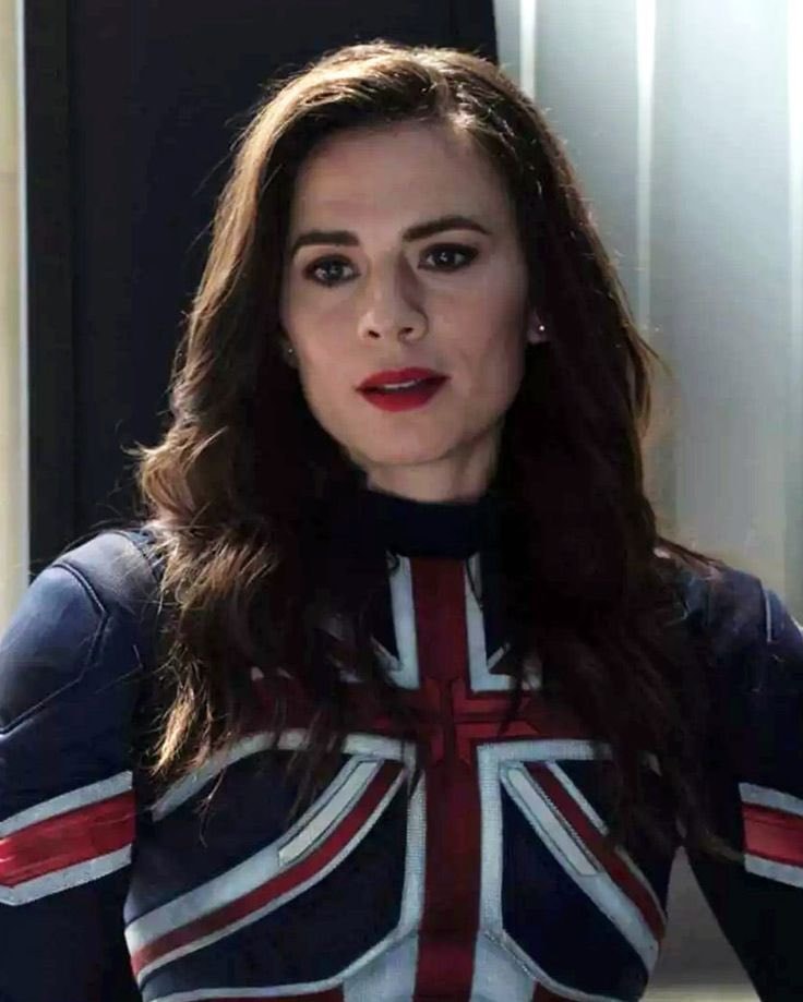 Hayley Atwell on Captain Carter (photo 1 of 2)