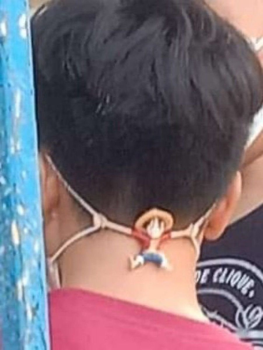 Monkey D. Luffy mask strap figure