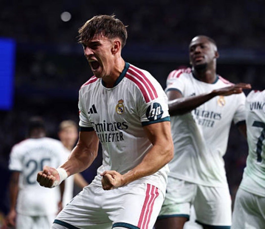 Espí substitute goal celebration