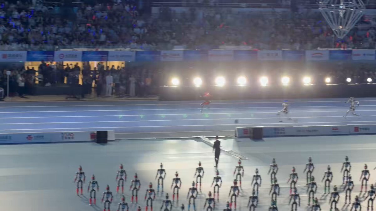China AI robot 14.5 m/s Beijing 2023