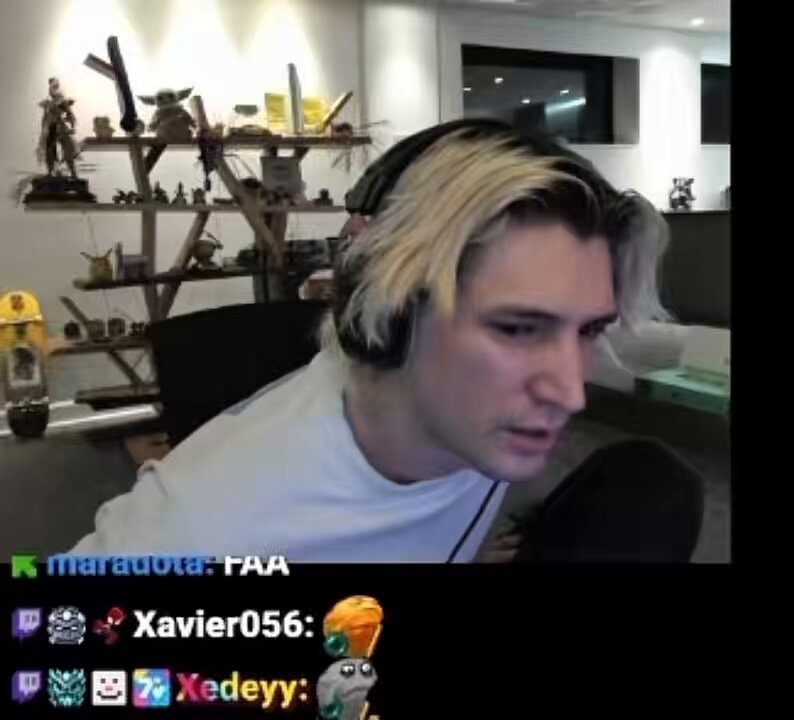 xQc alien device rant xQc alien device rant