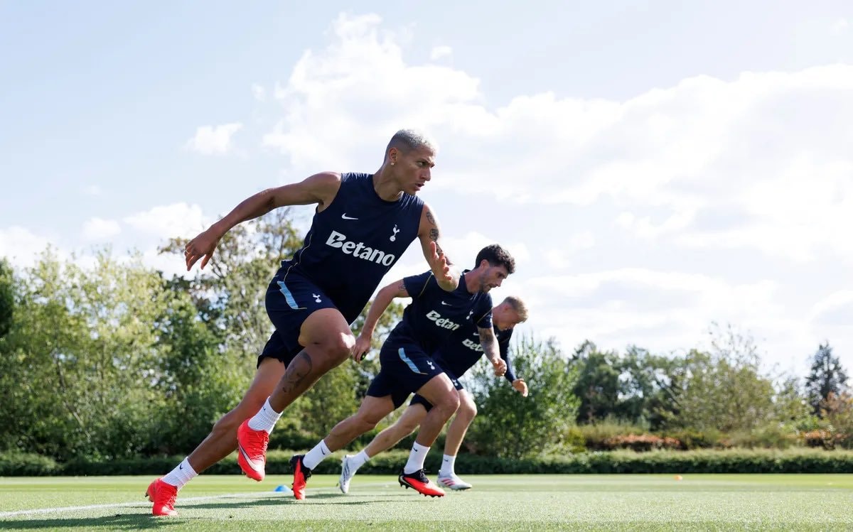 Tottenham training ahead of Getafe (photo 3 of 4)