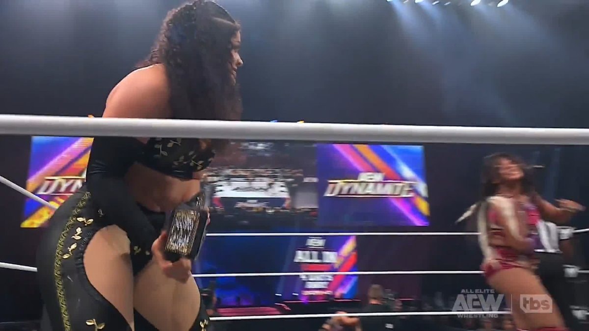 Persephone pins Maya World with TBS title