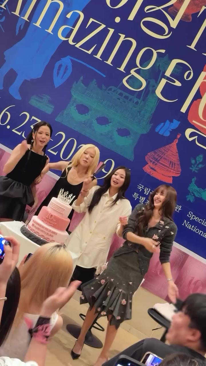 BLACKPINK 10th Anniversary MEET & GREET