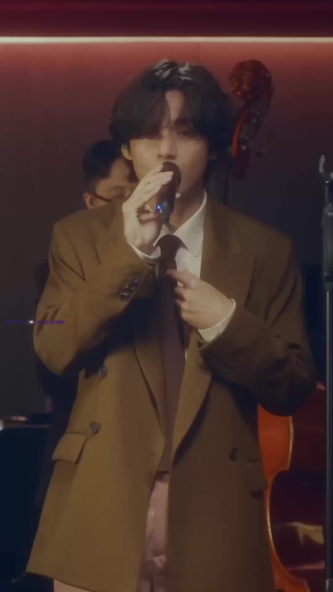 Taehyung V Heaven live performance