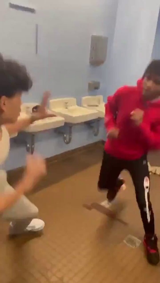 four punches three seconds
