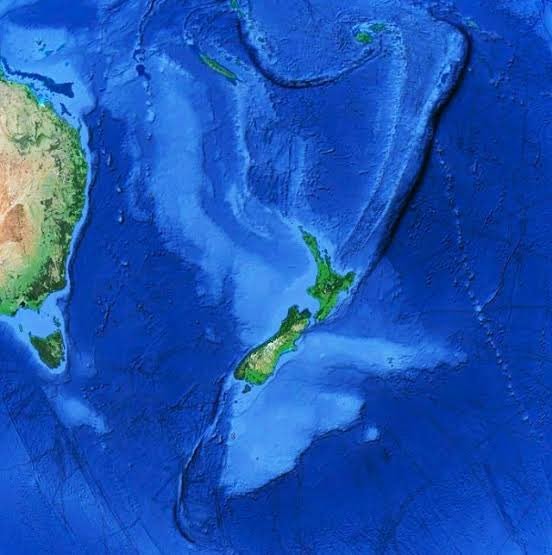 Eighth continent confirmed underwater (photo 1 of 2)