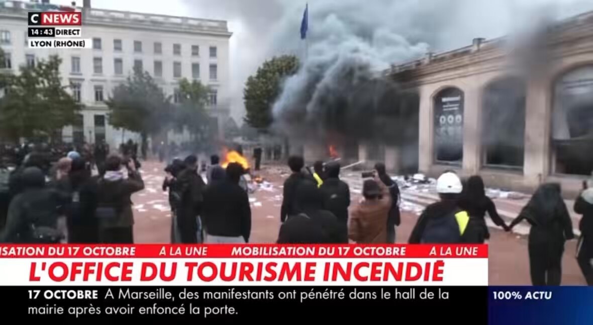 Lyon France Tourist Office fire Lyon France Tourist Office fire