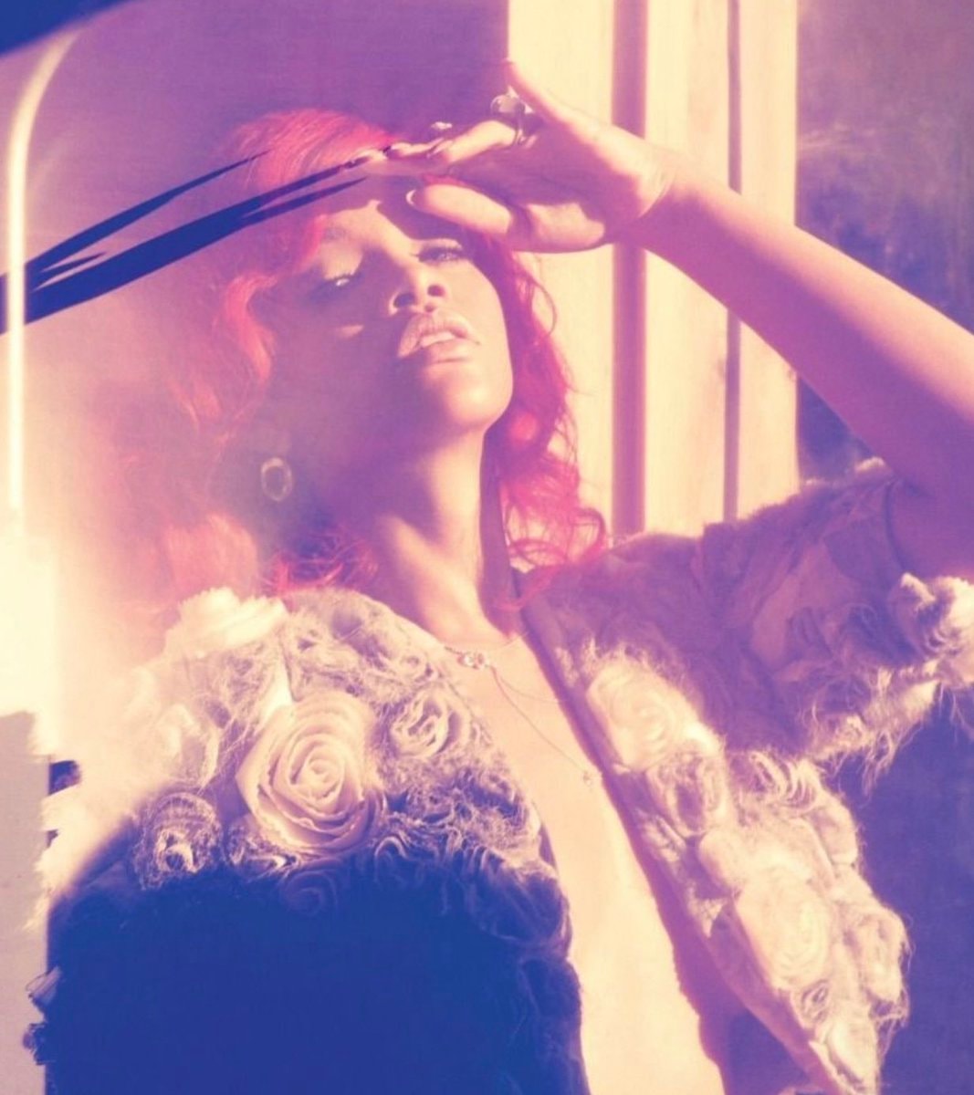 Rihanna posing with mannequin (photo 2 of 3)