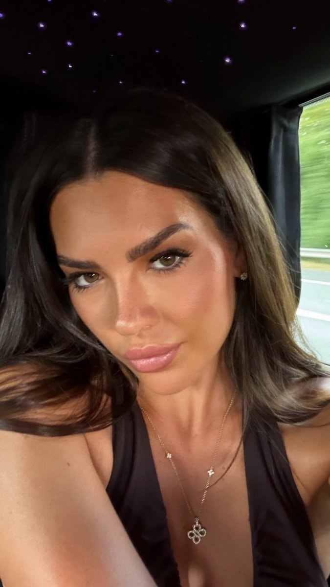 Gemma Owen selfie Gemma Owen selfie