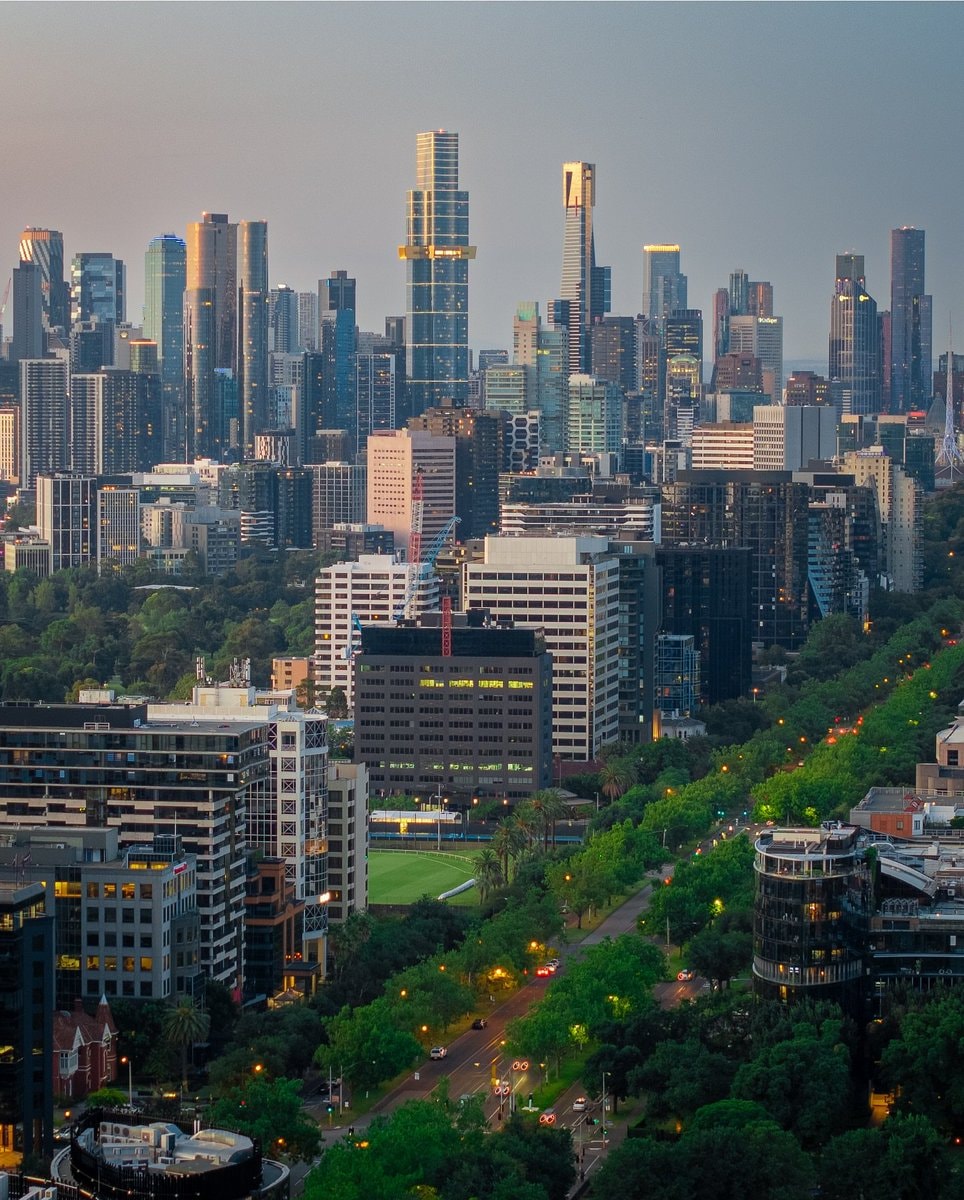 Melbourne Australia skyline dusk