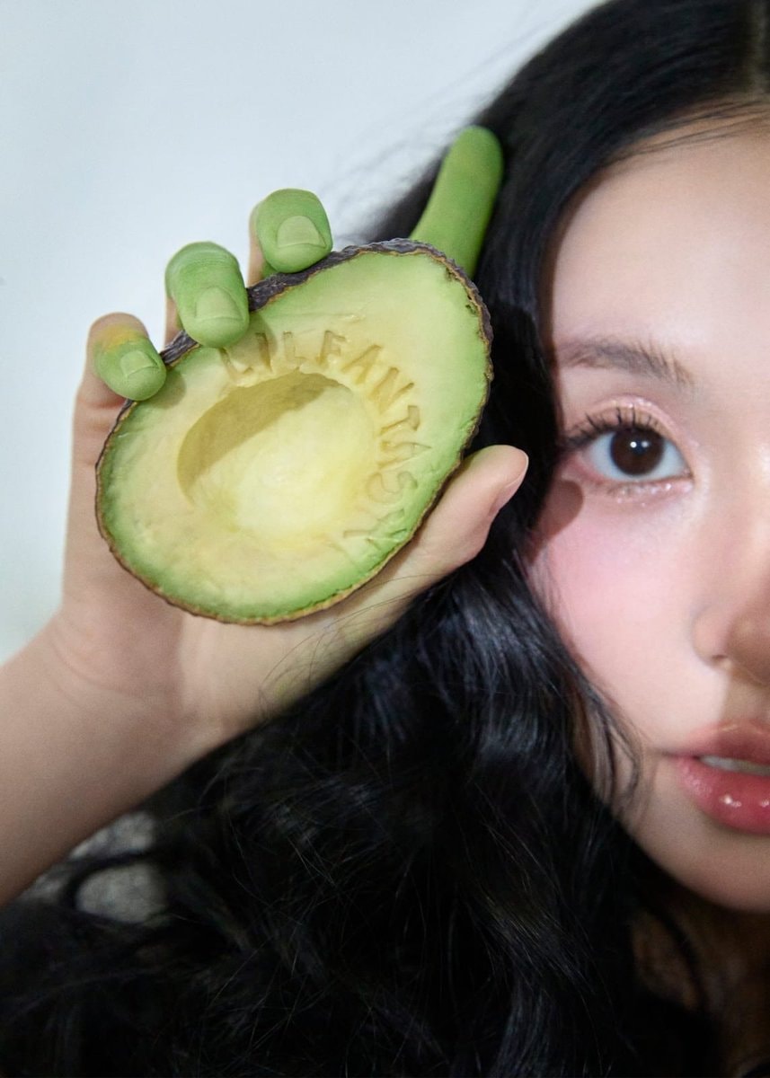 CHAEYEONG LIL FANTASY solo project (photo 2 of 2)