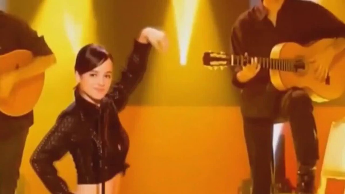 Alizée unforgettable performance