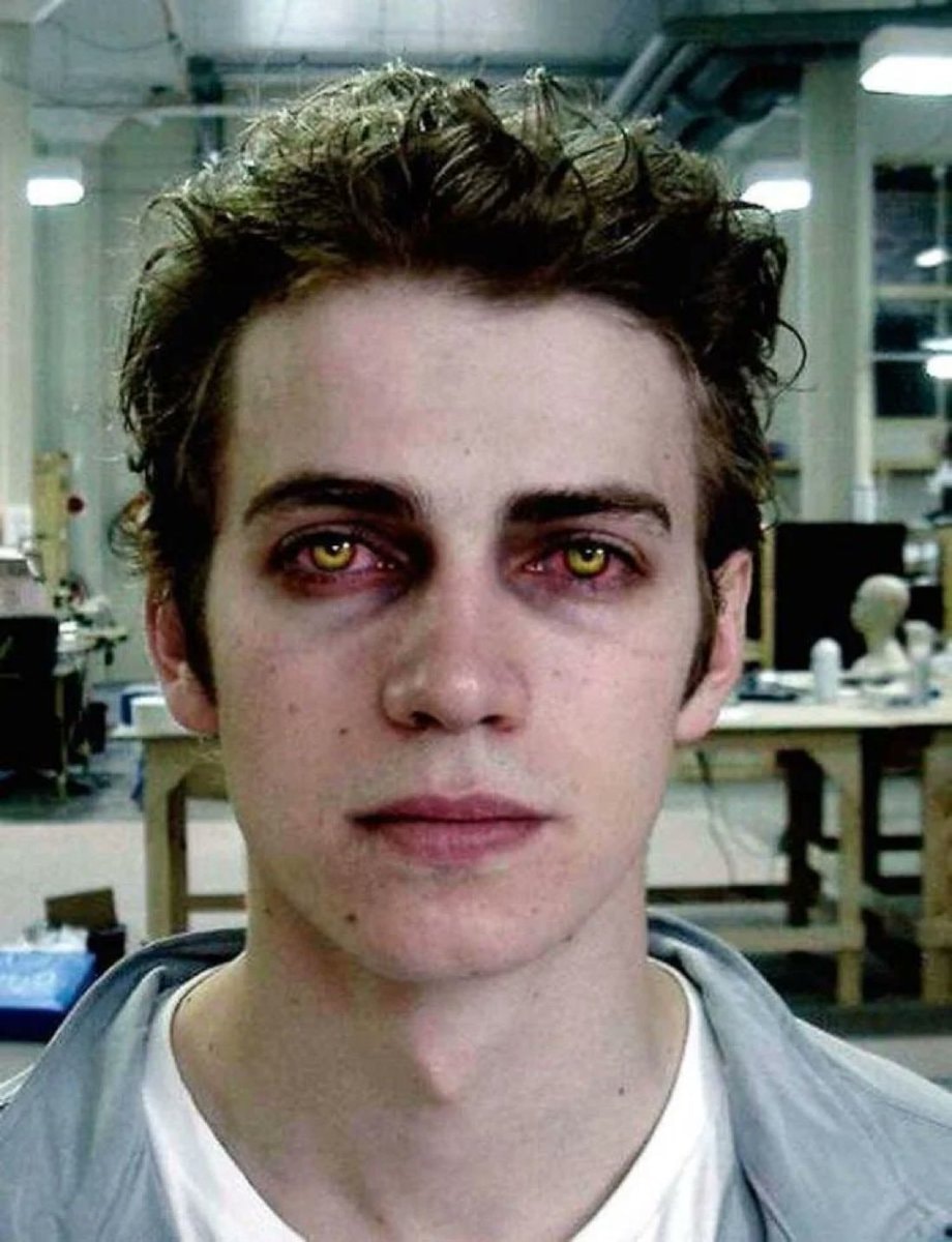 Hayden Christensen Sith eyes Revenge of the Sith