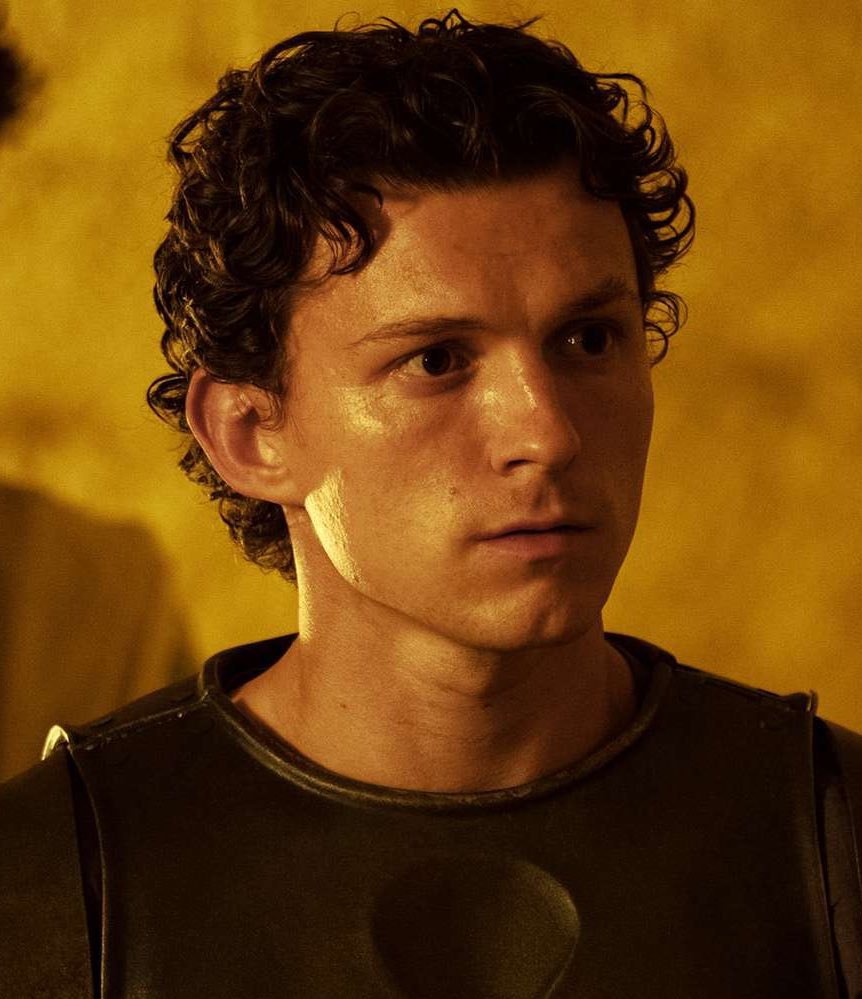 Tom Holland Spider-Man (photo 2 of 2) Tom Holland Spider-Man (photo 2 of 2)