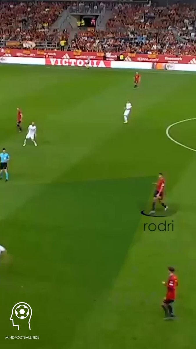 Rodri Real Madrid praise