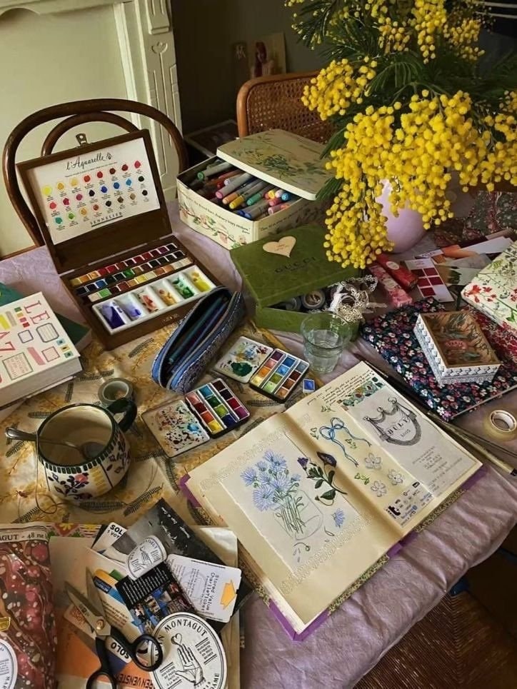 art supply spread