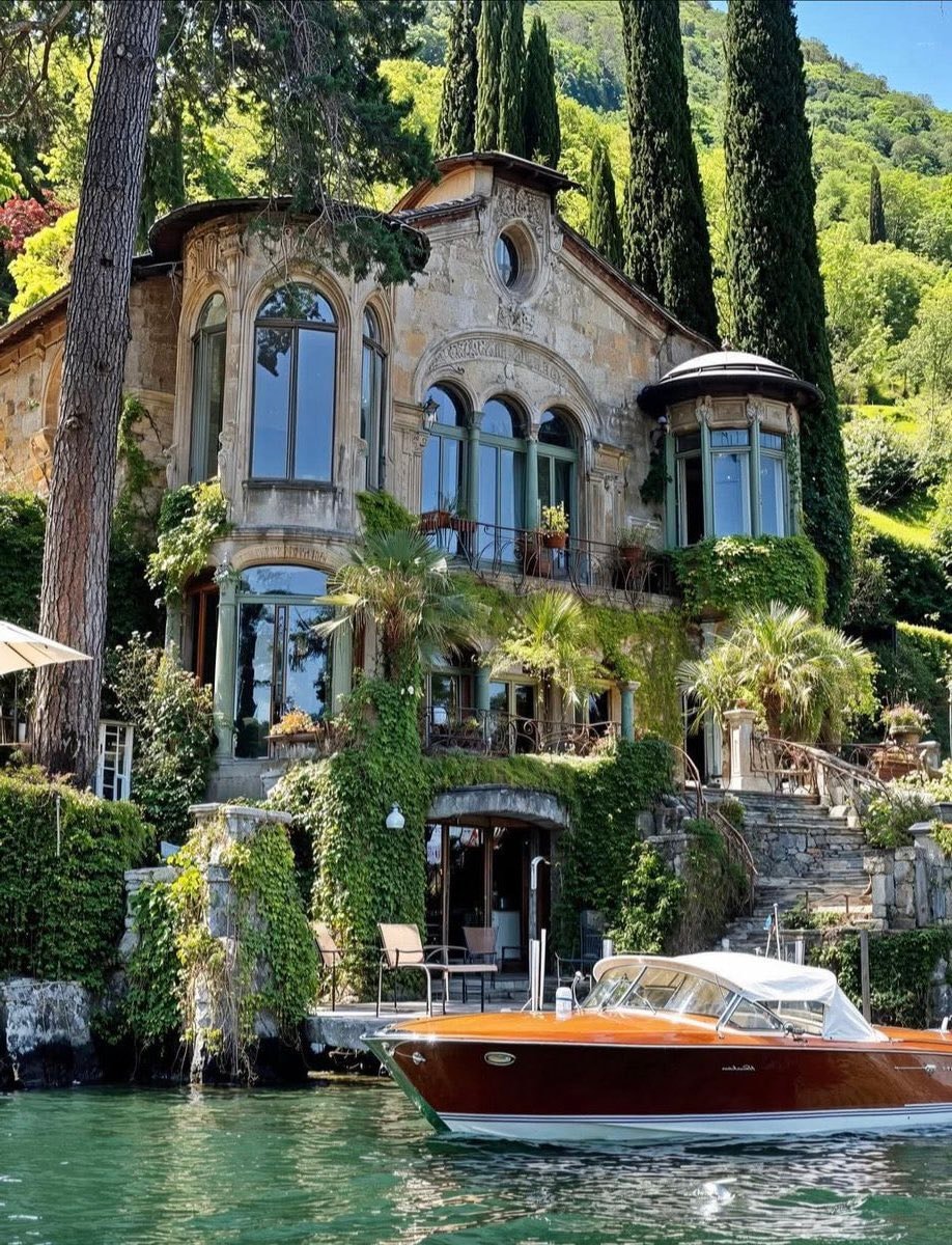 Dream villa Lake Como Italy 🇮🇹