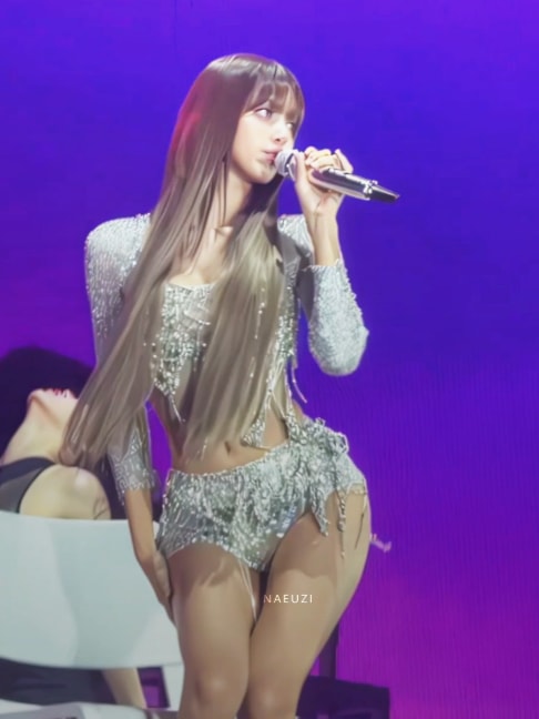 Lisa Blackpink Deadline World Tour Edit