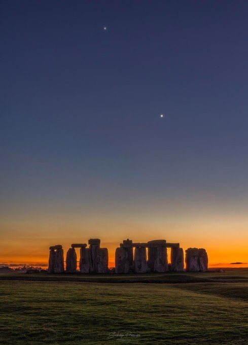 Jupiter and Venus over Stonehenge Jupiter and Venus over Stonehenge