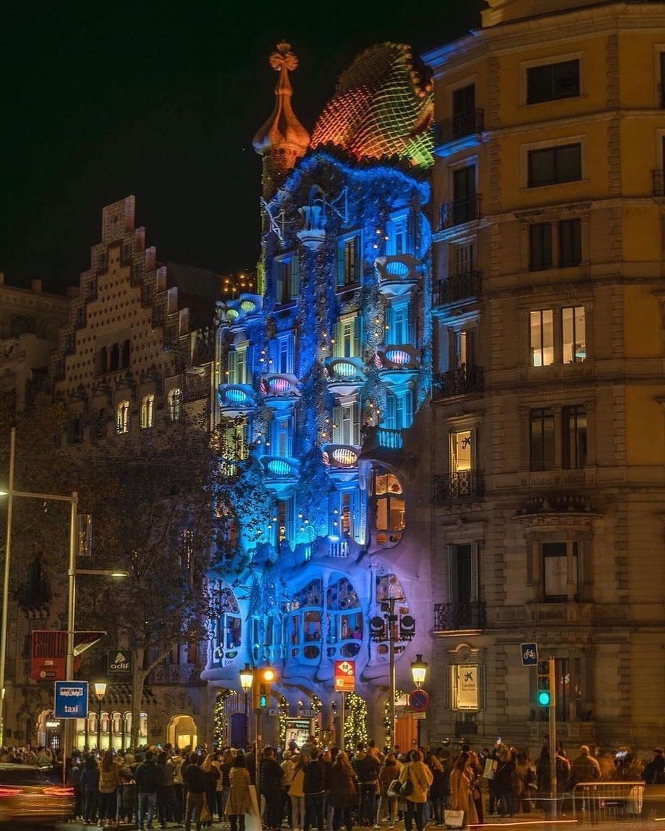 Sagrada Família in Barcelona 🇪🇸 (photo 2 of 4)