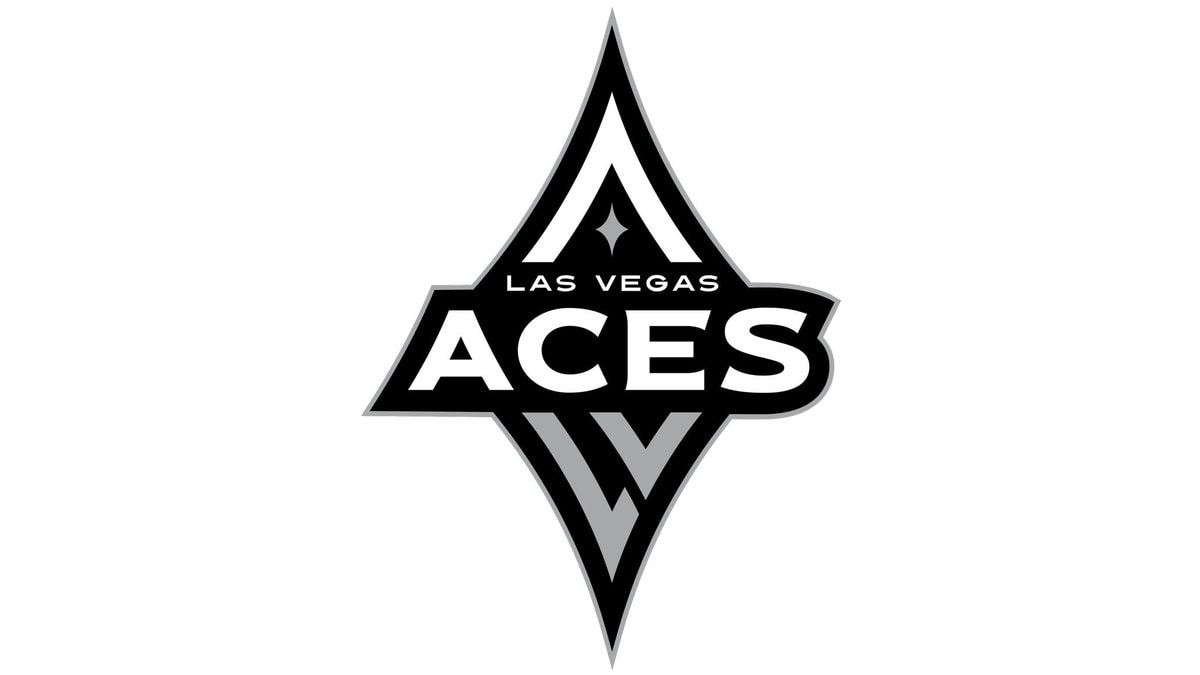 Indiana Fever vs Las Vegas Aces WNBA playoffs (photo 2 of 2)