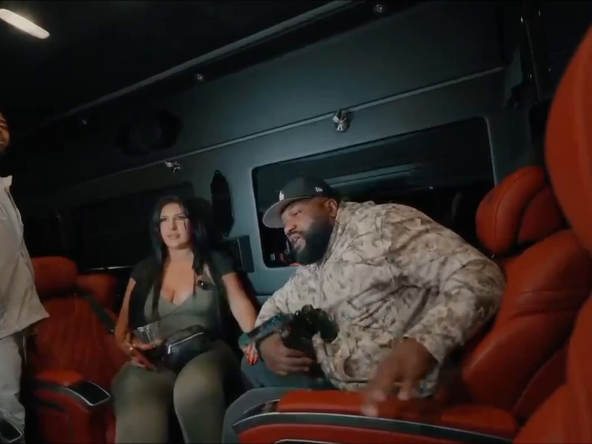 Rampage Jackson attacks cameraman
