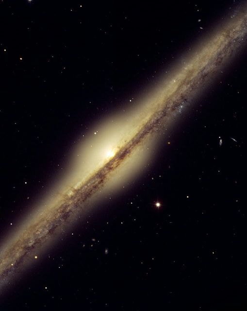 NGC 4565 spiral galaxy