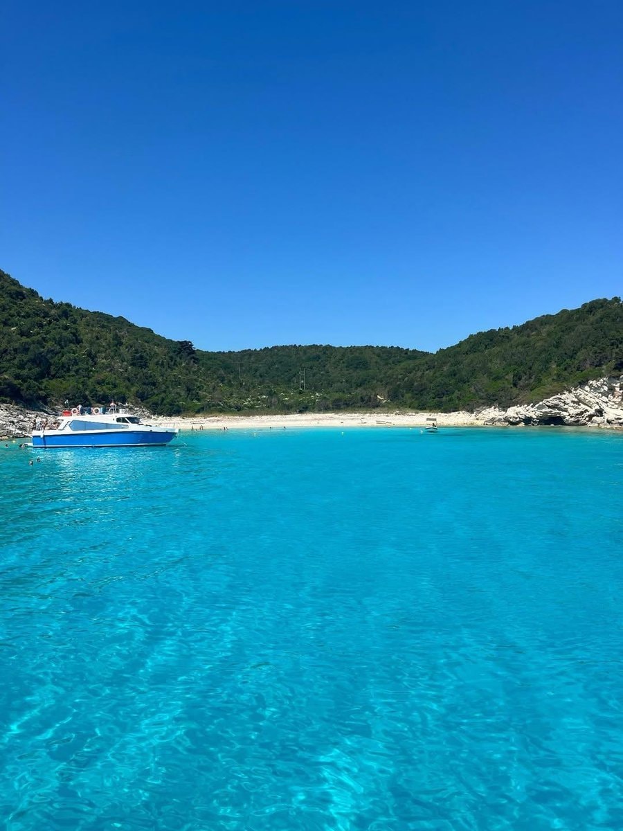 Antipaxos Island Greece (photo 2 of 4)