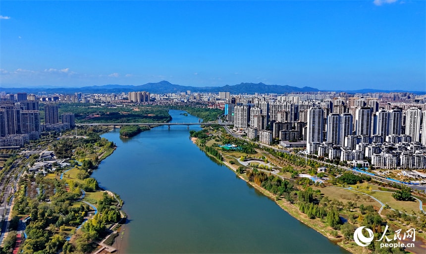Zhangjiang River green space in Ganzhou (photo 3 of 4)