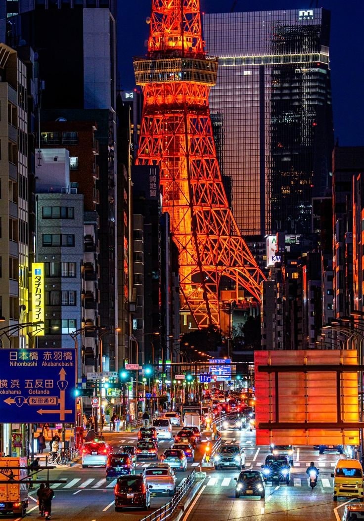 Tokyo Tower at night